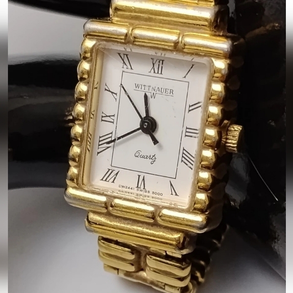 VTG Wittnauer Luxury Women's Swiss 5000 Quartz Movement Watch Gold Tone Works - Picture 2 of 8